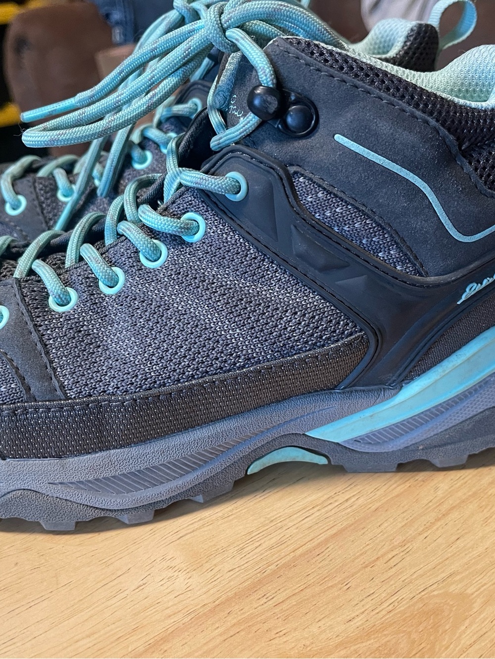 Eddie Bauer Women's Hiking Shoes Lace-Up Gray/Blue US 6.5 Medium MPN 56731
